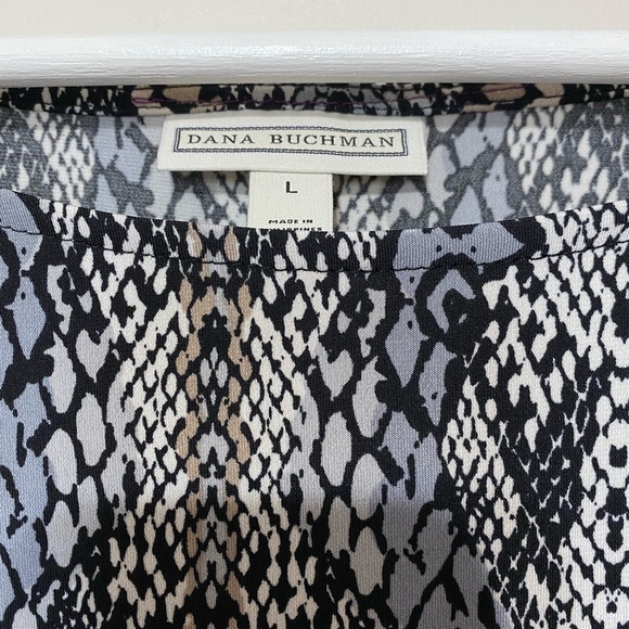 Dana Buchman Snakeskin Blouse Size L - Picture 7 of 8